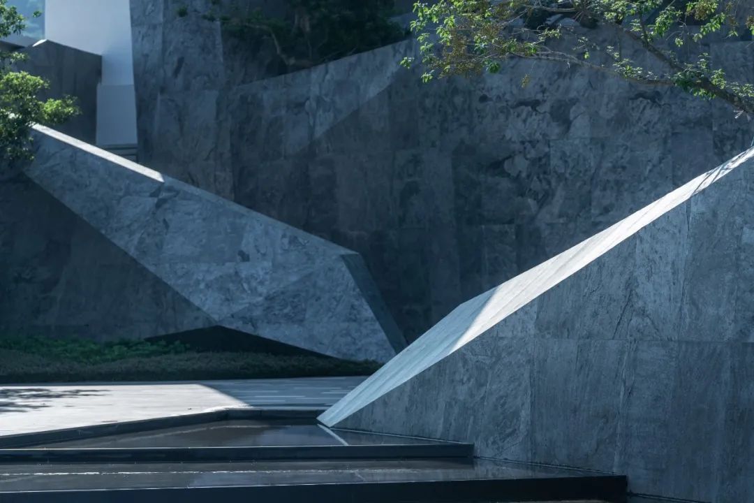 優(yōu)化成本，替代石材的外立面材料—“仿石材”產(chǎn)品系列產(chǎn)品5