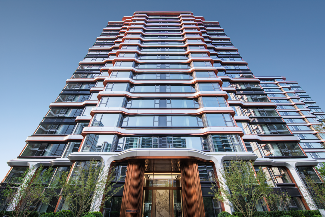 鋁單板是否適用于舊建筑幕墻的翻新改造？