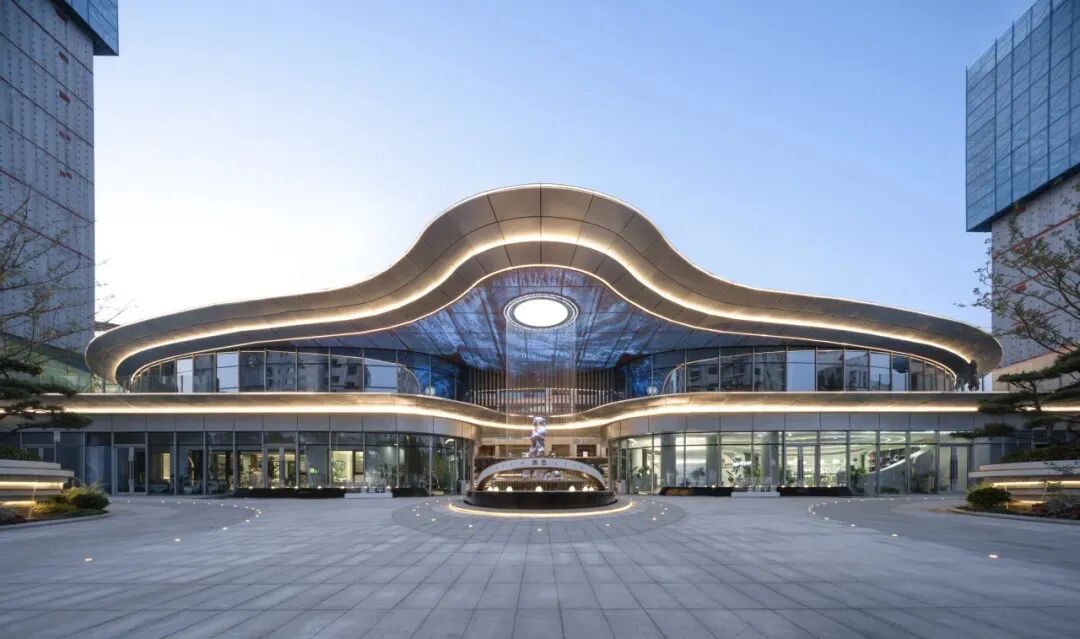 售樓處：都在“卷”創(chuàng)新，大膽創(chuàng)新的設計—— 【弧形曲線元素篇】